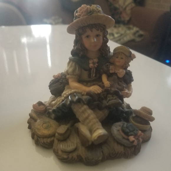 Yesterday's child - Picture 1 of 2